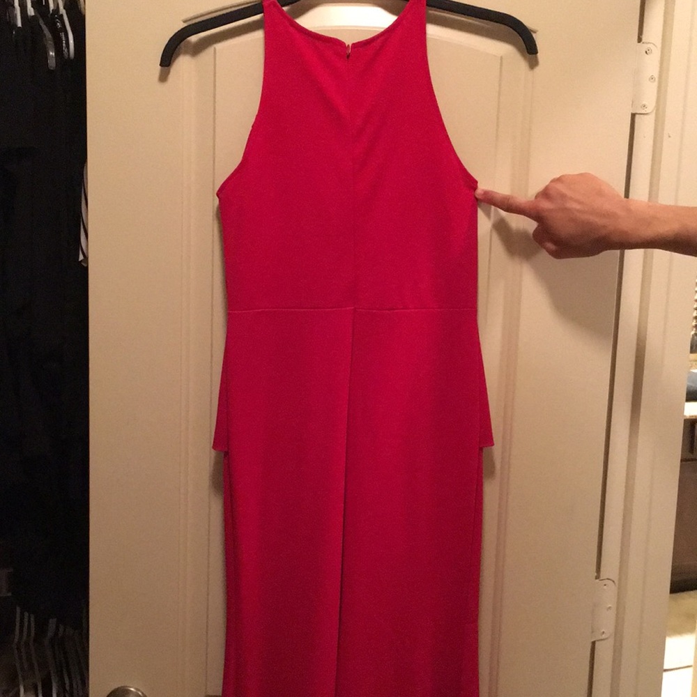 Gown - Picture 4 of 6